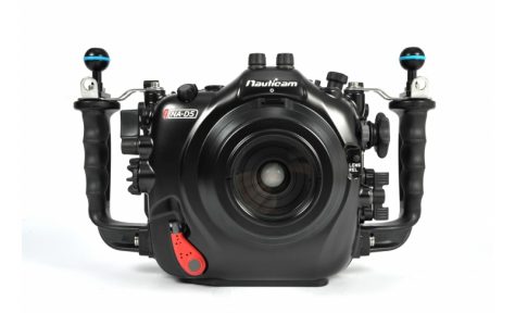 phaseone-645df-camera-with-iq-backs.jpg